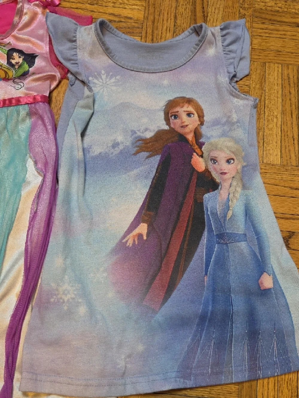 Three Pajamas Girls Size 4-5 - Picture 2 of 8